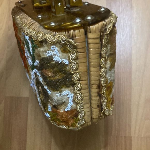 Vintage 60s Tropical Miami Lucite Wicker & Floral Fabric Beaded Handbag Purse - Picture 3 of 9